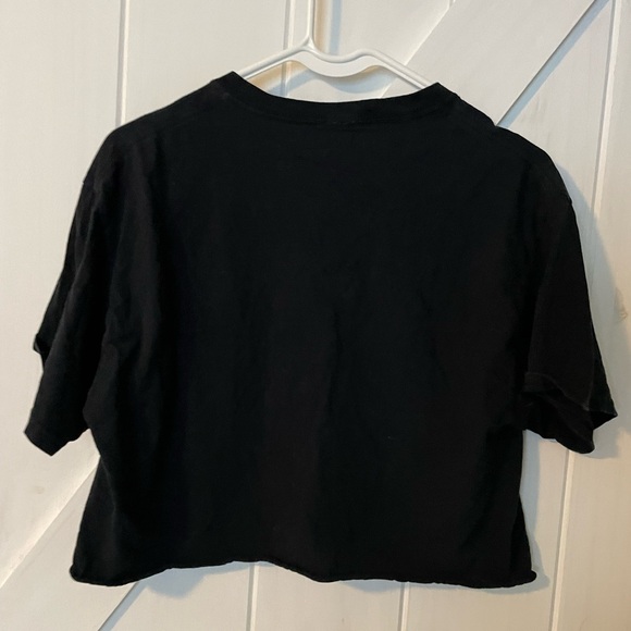 Fashion nova, medium. Cropped tee baby girl. Summer, concerts, festivals, beach - Picture 3 of 3